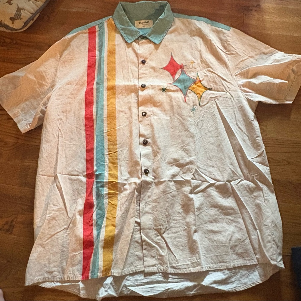 Boozelele Geometric Print Man’s Shirt, Size XL, EUC